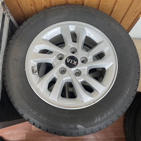 Шины зимние нешипованные 195/65 R15, литые диски Корея 6Jx15 ET46 5x100 ...