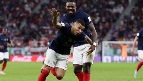 Football World Cup: Kylian Mbappe, Olivier Giroud goals send France ...