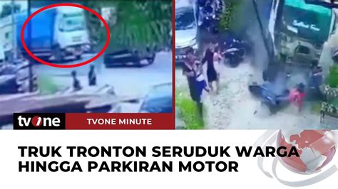 Brakk Cctv Rekam Detik Detik Truk Tronton Tabrak Motor Yang Sedang