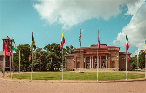 Hampton University Reunion Weekend Program By Hampton University Alumni