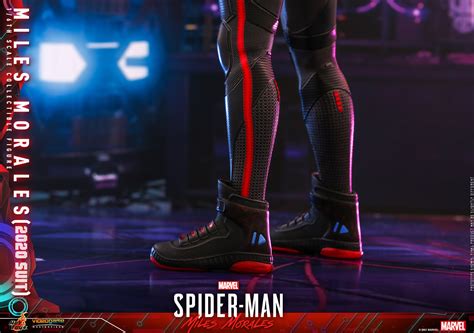 Hot Toys VGM Marvels Spider Man Miles Morales Suit Hot