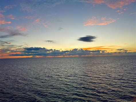 Caribbean Sunset #2 🥹 : r/Cruise