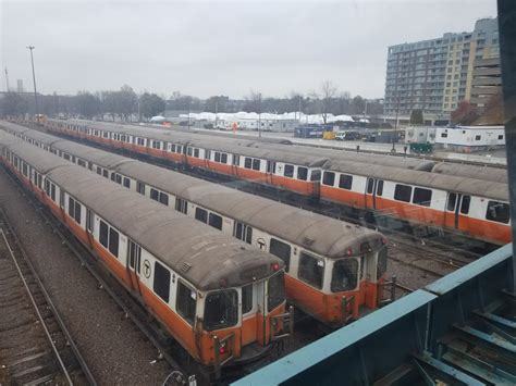 Electric upgrades are coming to the metrolink trains orange county line 22