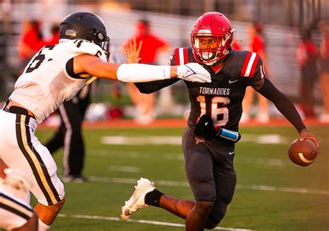 Buchholz Football Claws Past Pace To Advance In Fhsaa Playoffs