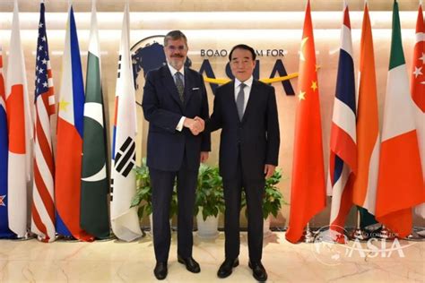 Sg Li Baodong Meets With Ambassador Of Italy To C The Paper