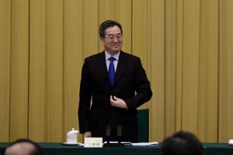 兩會2024︱丁薛祥今晤港區政協委員 早上於政協禮堂出席聯組會議 星島日報