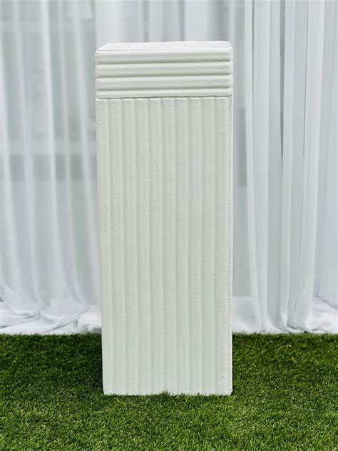 White panelled pedestal - Weddings of Distinction