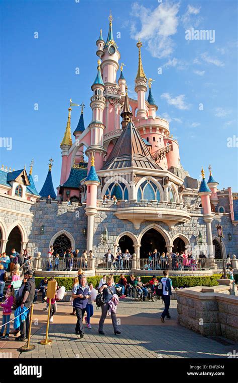 Sleeping Beauty castle, Disneyland Paris Stock Photo - Alamy