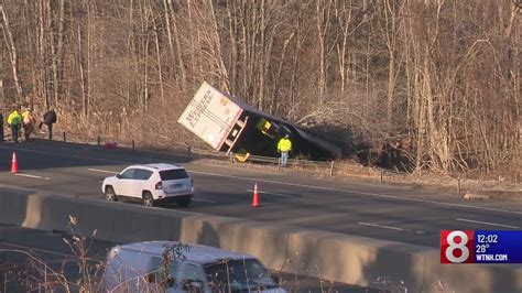 Fatal Truck Accident Causes Heavy Delays On I 95 South In Milford Youtube