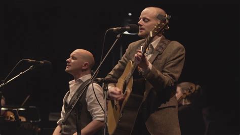 Simon And Garfunkel Through The Years A Hazy Shade Of Winter Live In Concert Youtube