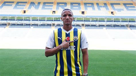 SON DAKİKA Rodrigo Becao resmen Fenerbahçe de İşte Brezilyalı