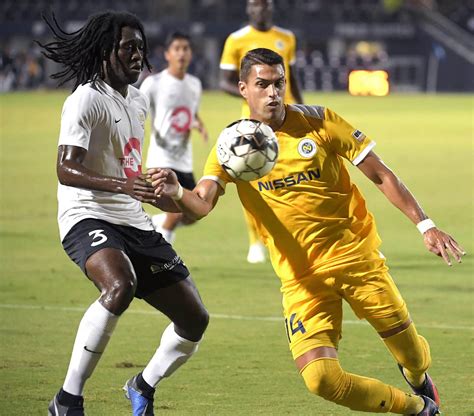 How to Watch Phoenix Rising FC vs Charleston Battery: Live Stream USL