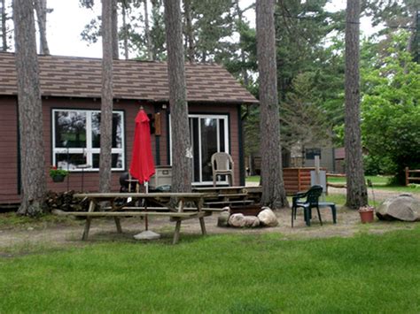 Cabin Getaway in Resort in Grand Rapids, Minnesota