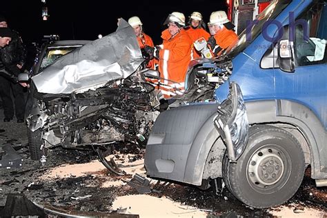 Verkehrsunfall mit 3 Verletzten FEUERWEHR VÖRDEN