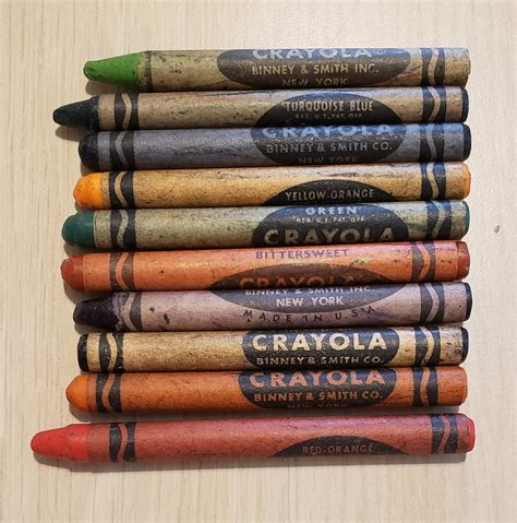 Vintage Crayola Crayons Mid Century Crayons Crayola Collector Old