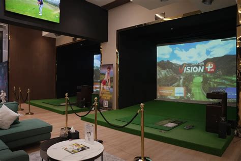 5 Best Indoor Golf Simulators with Features and Benefits | MyGolf