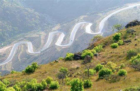 Places to Visit in Dhofar Governorate, Oman - Country Helper