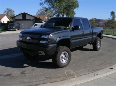 2004 Chevrolet Silverado 2500hd Information And Photos Momentcar