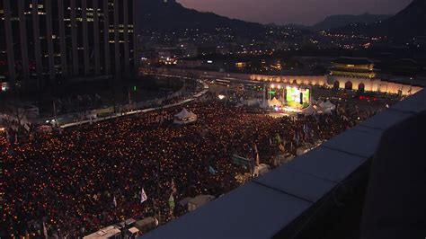 기무사 탄핵 앞두고 위수령·계엄령 검토 문건 논란