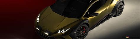 Golden Lamborghini 8K wallpaper download