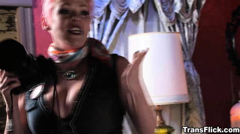 My Fucking God This Tranny Scene Is Jaw Droppingly Hot