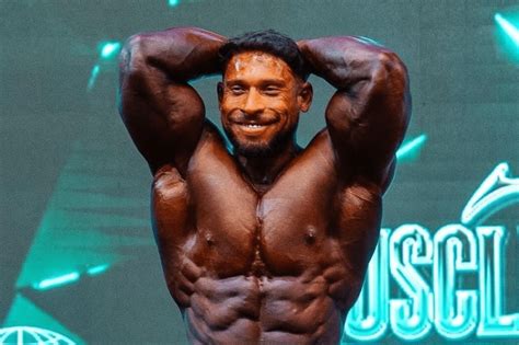 Ramon Dino Campe O No Brasil E Faz Promessa Pro Mr Olympia