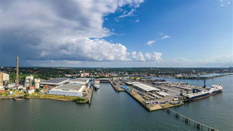 Mehr Staufläche im Ostuferhafen in Kiel DVZ