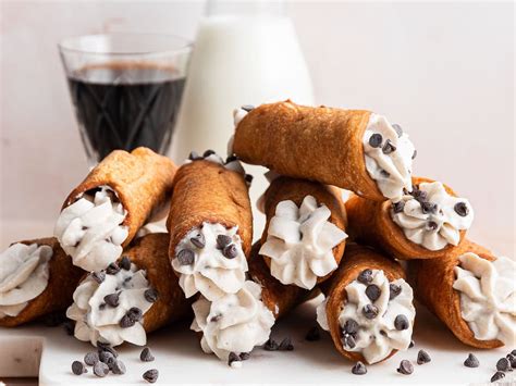 Quick And Easy Cannoli Cream Filling Dinner Then Dessert