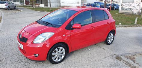 Toyota Yaris 1 4 D4D Cijena 4700 Crna Gora Nikšić Okolina