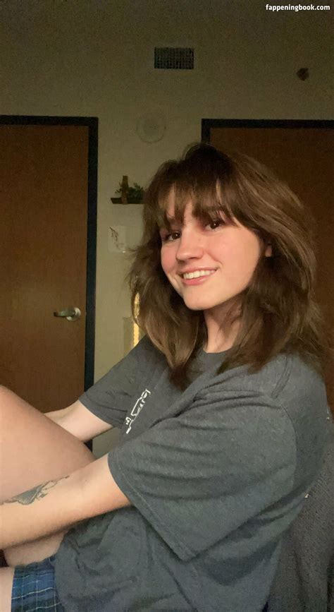 DormRoomASMR Loose Blackberry Eloisenoice Eloisenyc Nude OnlyFans Leaks Fappening