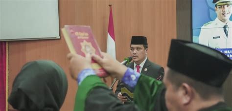 Penyegaran Kualitas Pendidikan Di Banjarbaru Aditya Lantik Kepsek Dan