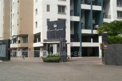 Casa Imperia Wakad Rent WITHOUT BROKERAGE Semi Furnished 2 BHK Rental