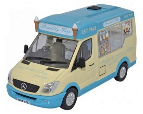 Macheta Auto Mercedes Benz Sprinter Whitby Mondial Ice Cream Piccadilly