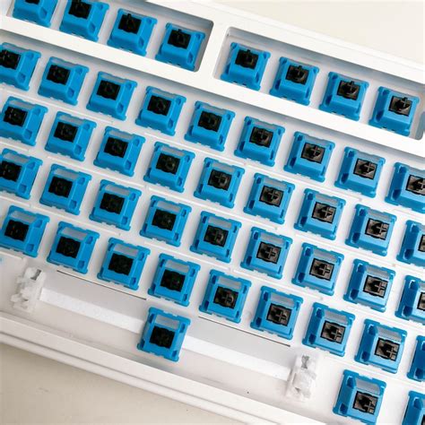 Haimu Middle Night Switch 5pin Linear With Light Guide POM Shell Factory Prelubed Hot Swappable