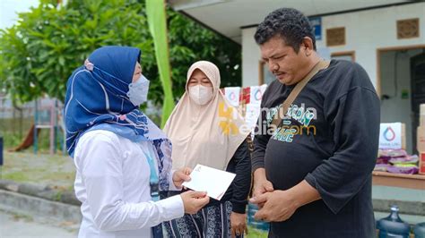 Korban Kebakaran Di Lengkol Terima Bantuan 10 Paket Sembako Dan BLT