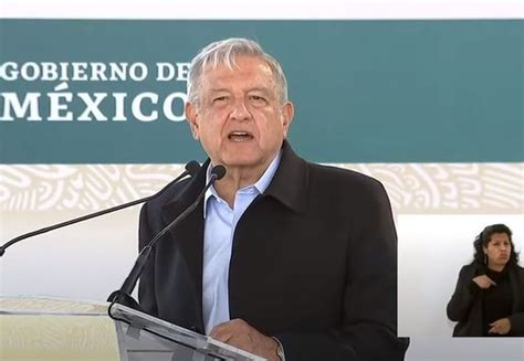 Video Amlo Recibe Insultos De Pasajeros Durante Un Vuelo