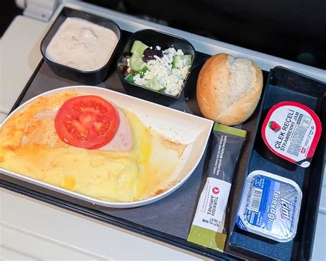 Turkish Airlines Food: Economy Class Review - Polkadot Passport