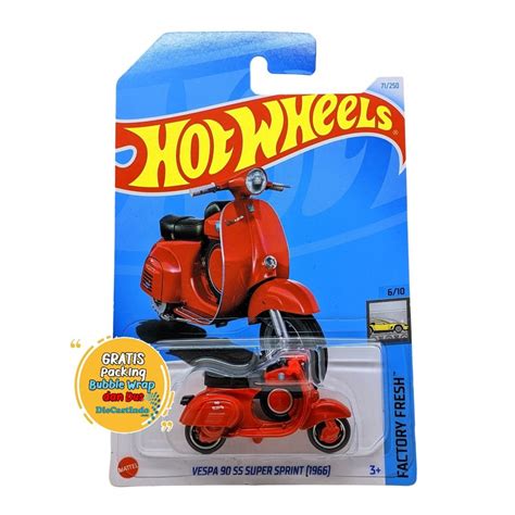 Jual Hot Wheels HotWheels Lot D 2024 Vespa 90 SS Super Sprint 1966 Merah Shopee Indonesia