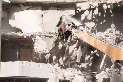 Advantages Of Demolition Over Renovation