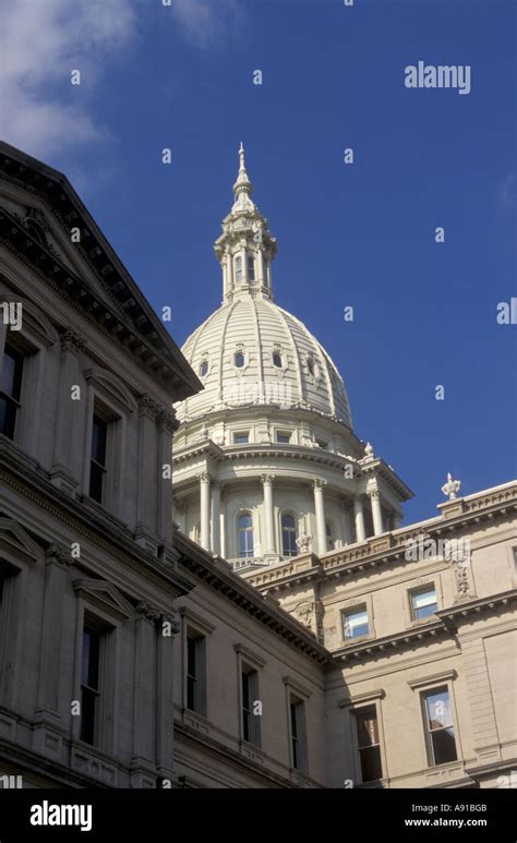 Lansing Michigan The Michigan state capitol building Stock Photo - Alamy