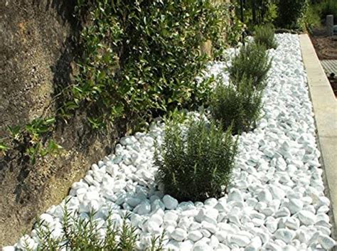 Décorations Créatives Avec Des Cailloux Blancs Dans Le Jardin 10 Idées Pour S Inspirer