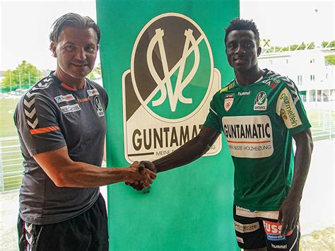 Reuben Acquah Und Daniel Edward Daniliuc Neu Bei Der Sv Guntamatic Ried