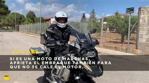 Como Hacer Una Frenada De Emergencia En Moto Racc Youtube