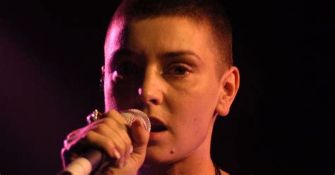 Polemică pe tema figurii din ceară care o înfățișa pe Sinead OConnor