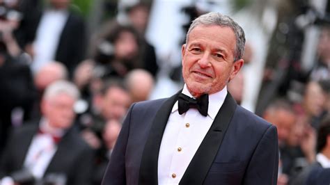 Disney Ceo Bob Iger Says Writers And Actors Have Unrealistic