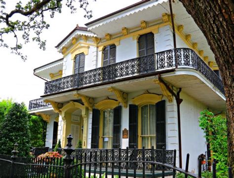 Unique Architecture of New Orleans, Louisiana | Homes.com Real Estate Tips