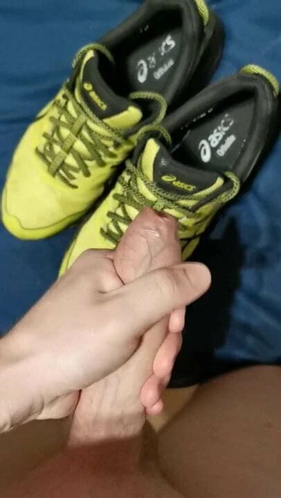 Cumshot On Asics Sneaks Gay Amateur Amateur Porn Xhamster