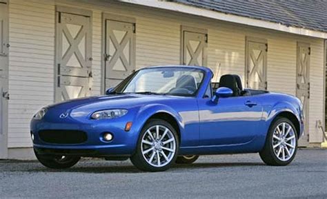 2006 Mazda MX-5 Miata VINs, Configurations, MSRP & Specs - AutoDetective