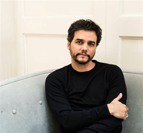 Wagner Moura Age, Height, Weight, Wife, Net Worth & Bio - CelebrityHow