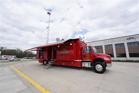 Long Beach Fire Department (CA) Mobile Command Center - LDV